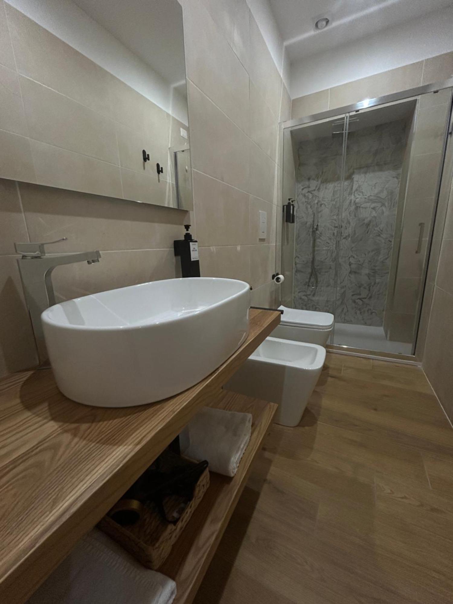 Somnia Luxury Rooms Νάπολη Εξωτερικό φωτογραφία
