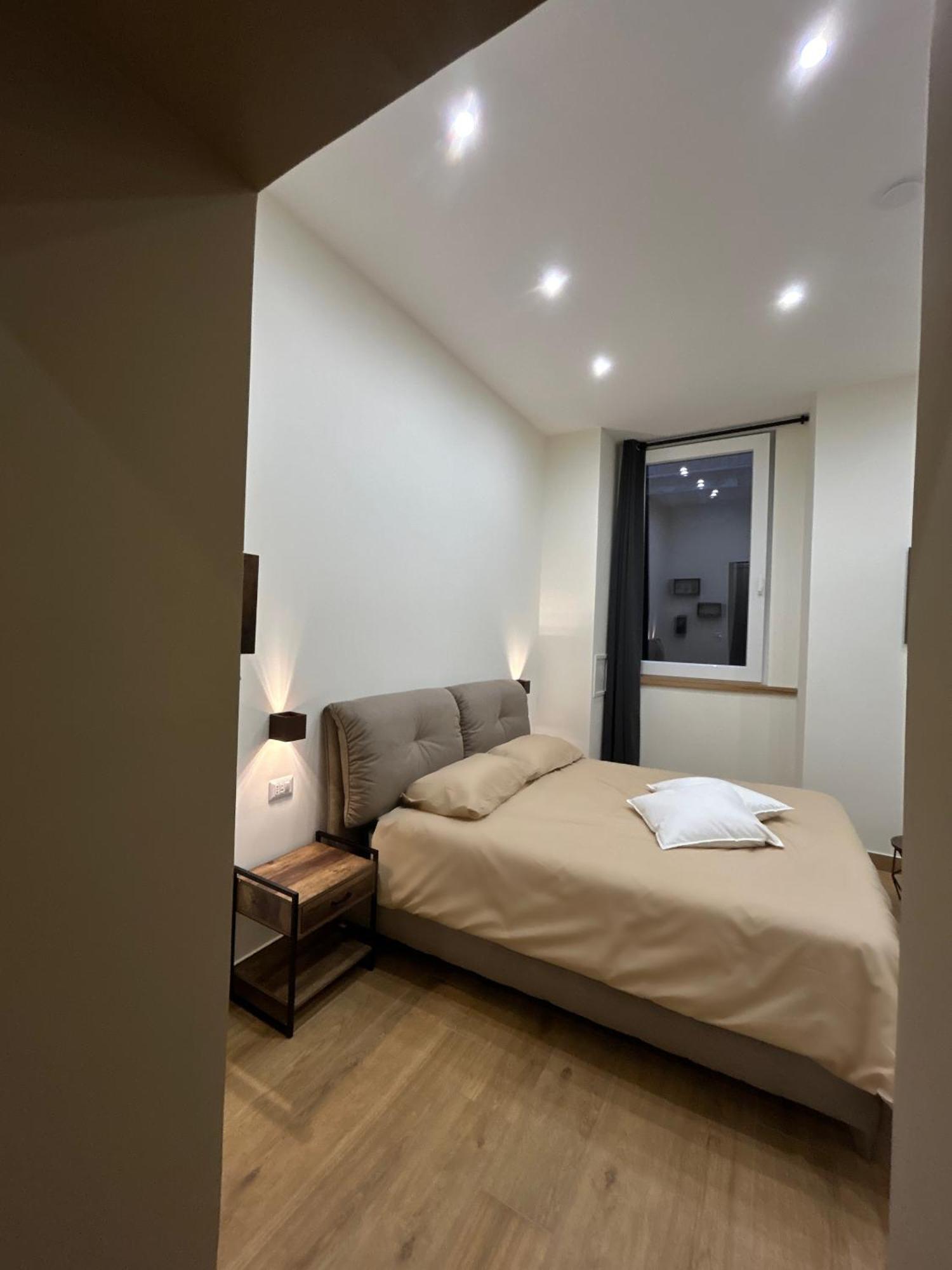 Somnia Luxury Rooms Νάπολη Εξωτερικό φωτογραφία