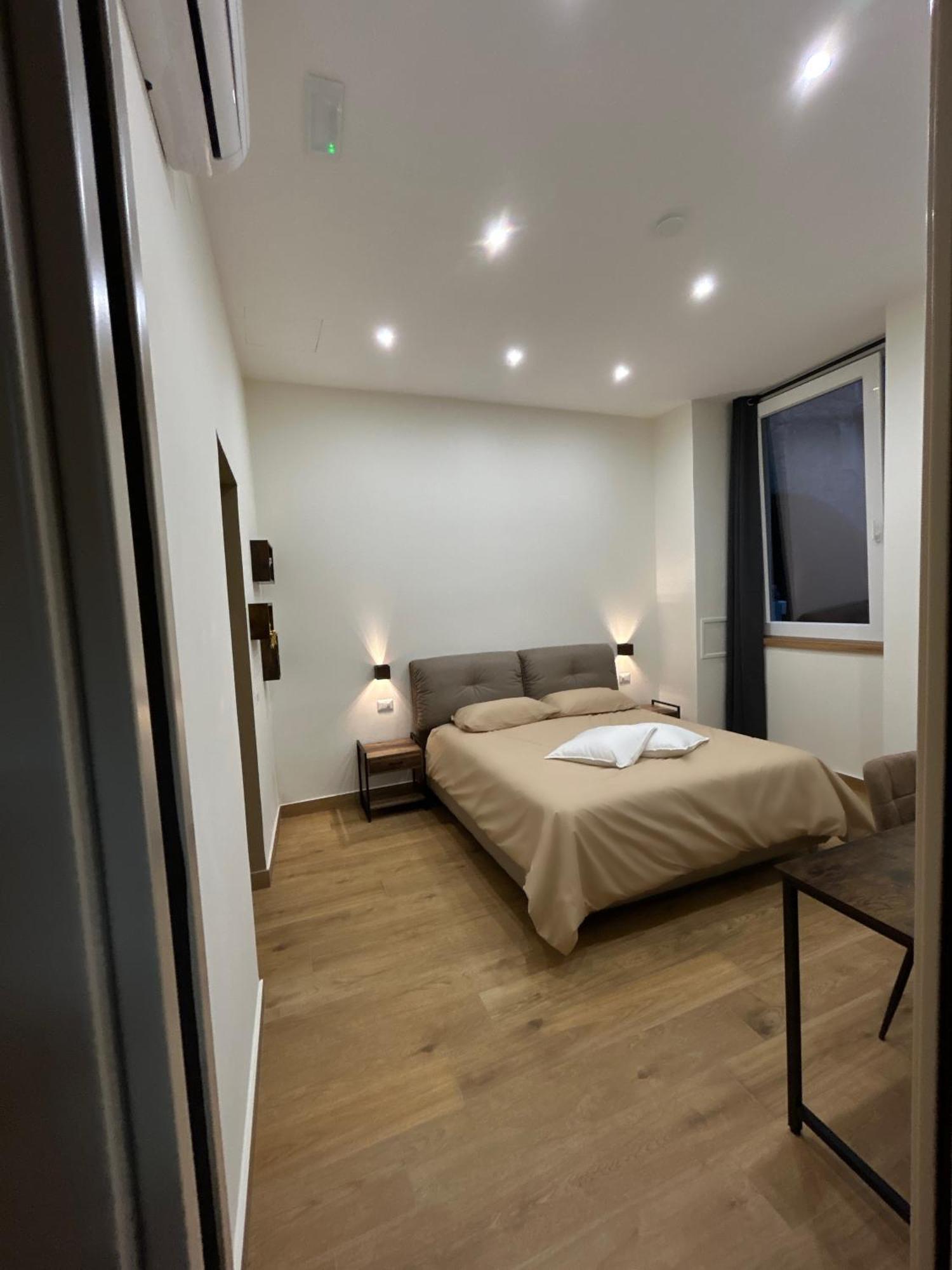 Somnia Luxury Rooms Νάπολη Εξωτερικό φωτογραφία